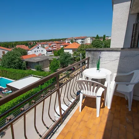 Dalmatino Apartman Biograd Na Moru